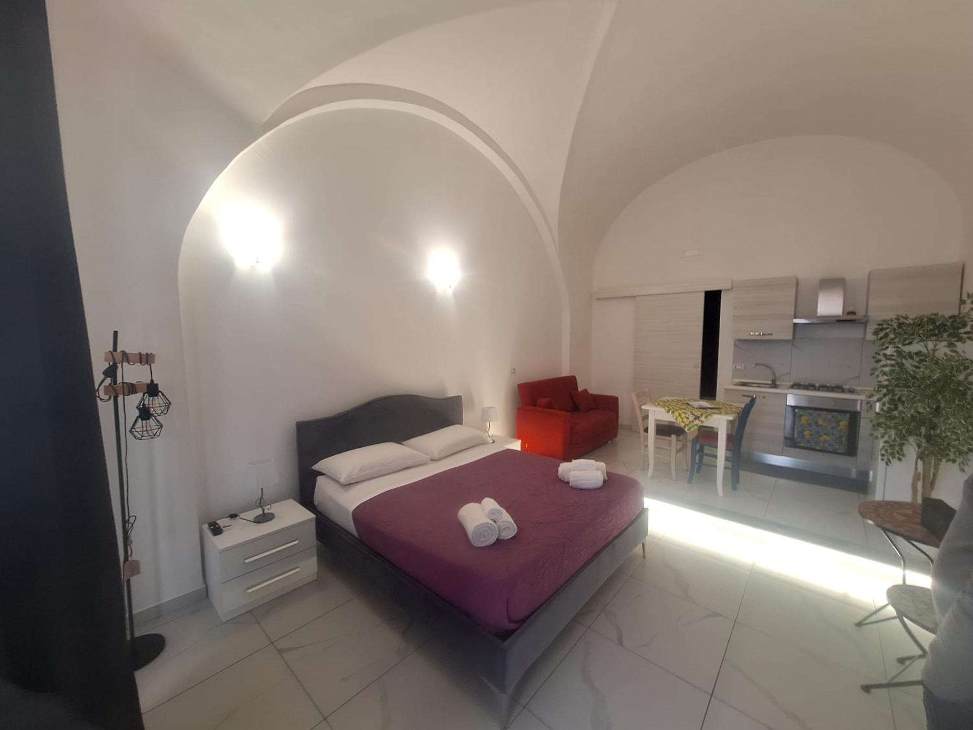 Railway Apartments Катания Экстерьер фото